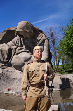 Savaşçı Kızılordu kere İkinci Dünya Savaşı şeklinde bir Merhaba
