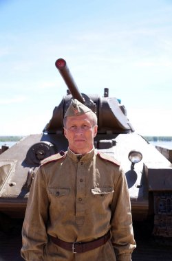 Savaşçı Kızılordu kere İkinci Dünya Savaşı şeklinde 