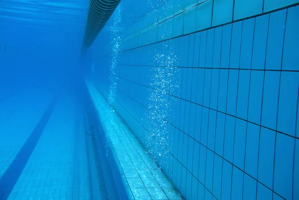 Dividers of paths in the big swimming pool — Stock Photo, Image