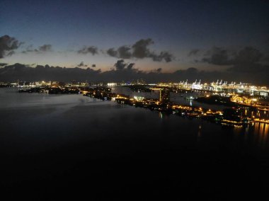 Miami 'de güneş doğarken insansız hava aracı