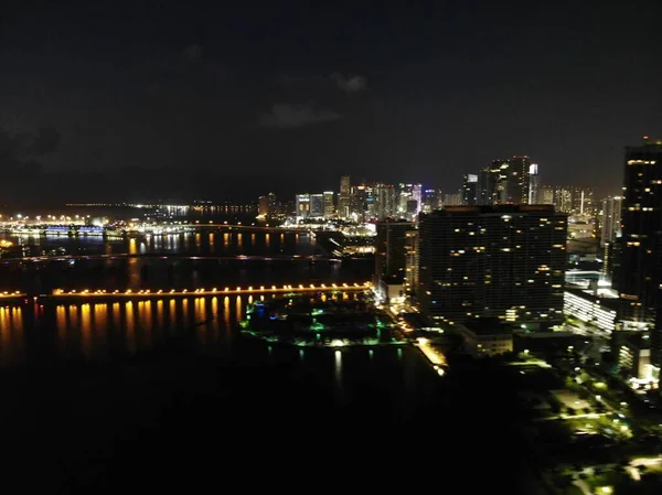 Drone Miami Durante Amanecer Sobre Agua — Foto de Stock