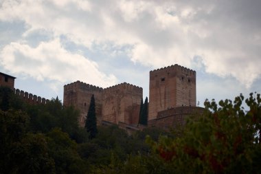 Alhambra, El bombası, İspanya 'nın çevresini ziyaret edin.