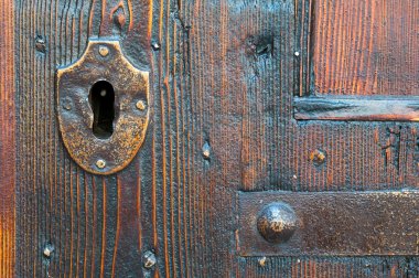 Eski metal anahtar deliği