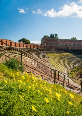 Taormina eski tiyatro