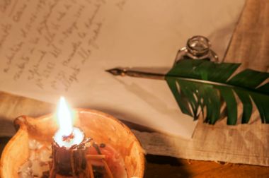 Mum ışığı tarafından yazılı