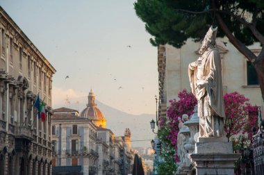 Catania yerlerinden