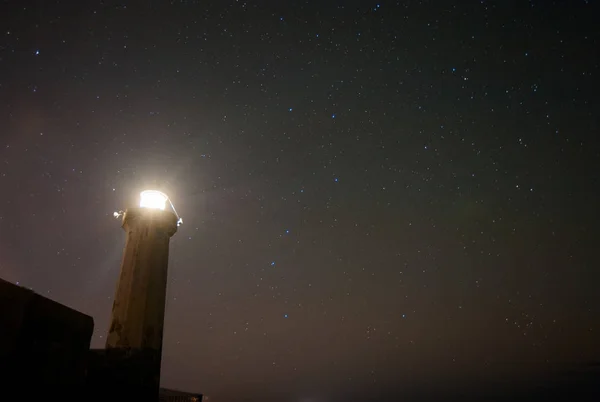 Faro en la noche — Foto de Stock
