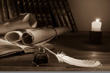 Quill'in kalem ve eski kitaplar