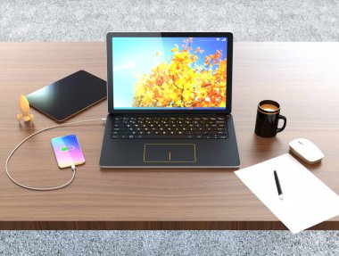 Akıllı telefon, laptop, ahşap masaüstü dijital tablet ve kupa bardakta