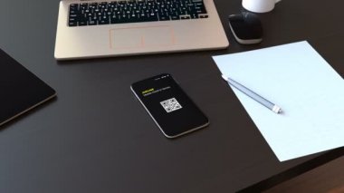 Yolcu uçağı akıllı telefondan kalkıyor