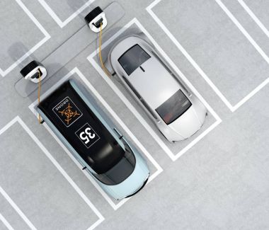 Üstten Görünüm elektrik minivan ve gümüş sedan şarj istasyonu şarj. 3D render resim.