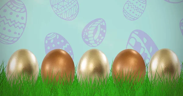 Brillanti uova di Pasqua disposte fianco a fianco — Foto Stock