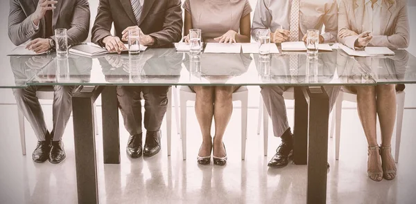 Panel van corporate personeel officieren in office — Stockfoto