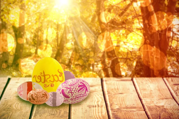 Çok renkli desenli Paskalya yumurtaları — Stok fotoğraf