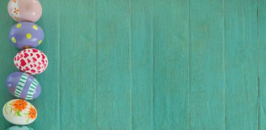 boyalı Paskalya yumurtaları