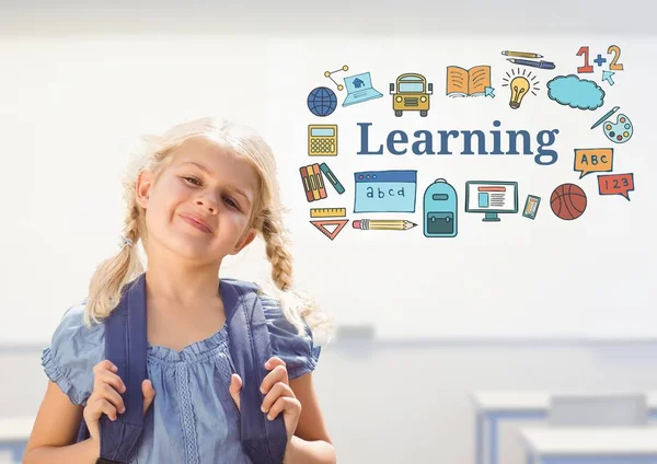 École de jeune fille avec sac et texte d'apprentissage — Photo