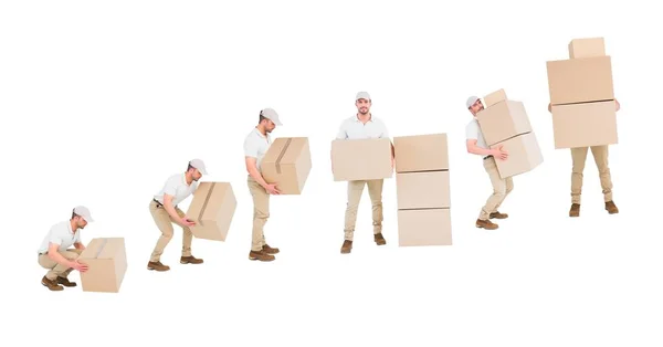Homens de correio pegar uma caixa — Fotografia de Stock