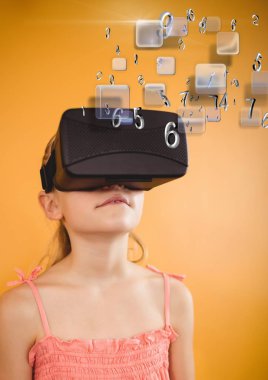 Kız giyiyor Vr kulaklık