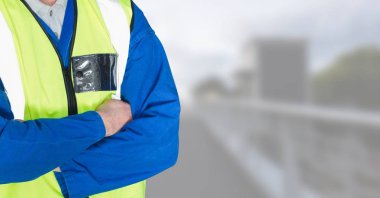 Katlanmış elleriyle Oluşturucu