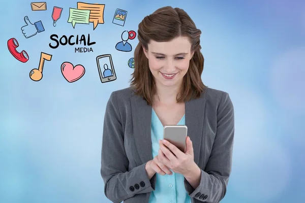 Social network donna d'affari su smart phone — Foto Stock