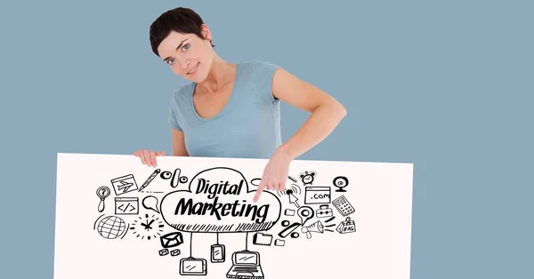 Woman wijzend op digital marketing tekst en tekens op bill bord — Stockfoto