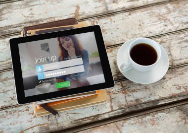 Kahve tablet ile dijital bileşik