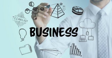 İşadamı bölüm marker ile orta 