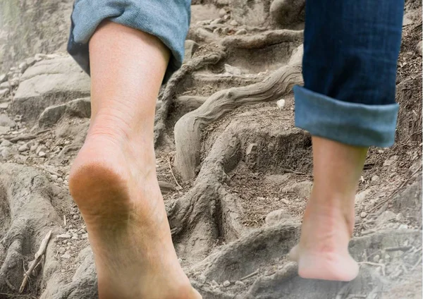 Bare feet walking climbing — Stock Photo, Image