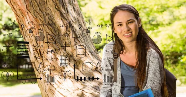Üniversite öğrenci kampus içinde matematik denklemler — Stok fotoğraf