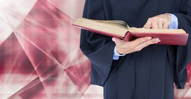 Soyut şekiller önünde tutarak kitap yargıç