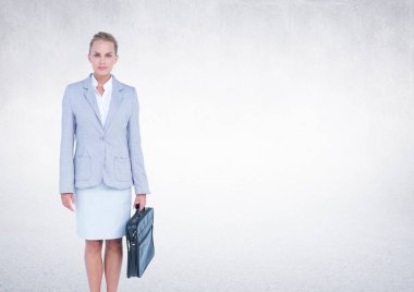 iş kadını holding evrak çantası.