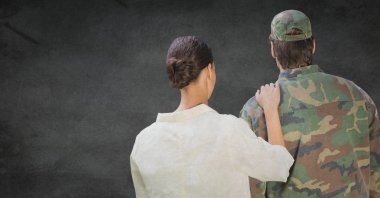 Asker ve karın arka 