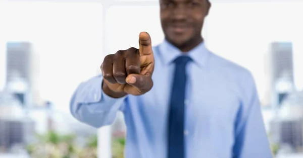 Un hombre de negocios apuntándote — Foto de Stock