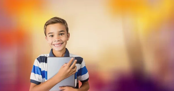 Tableta digital Happy Boy Holding — Foto de Stock