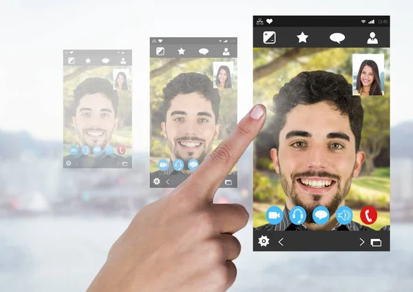 Mano tocando Social Video Chat App —  Fotos de Stock