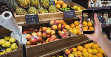 Meyve akıllı telefonu üzerinden çekim el