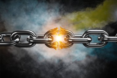 kırık gümüş metal zincir 