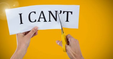 Ben Can Cant kağıt üzerinde makasla kesip