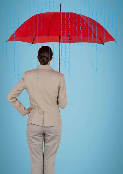 Baksidan av affärskvinna med paraply mot blå bakgrund och blå kod — Stockfoto