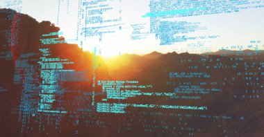 Dağ ve günbatımı karşı mavi kod