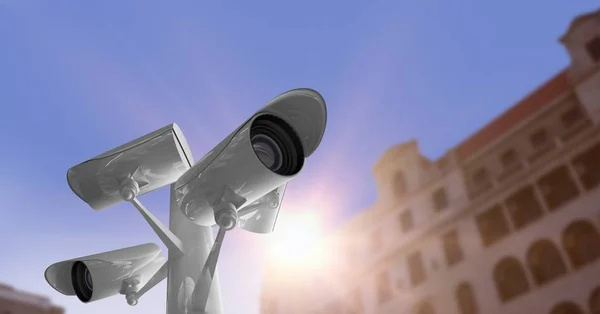 CCTV på en byggnad — Stockfoto