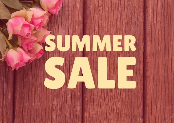 Felső a pult és a sárga nyári eladó szöveg-pink overlay rózsákkal — Stock Fotó