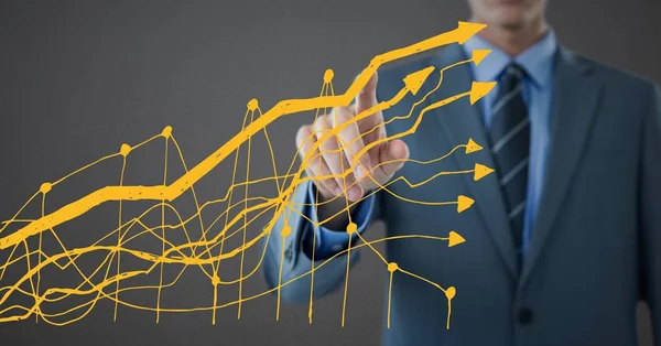 Verksamhet man mitten av avsnittet rörande gula diagrammet mot grå bakgrund — Stockfoto