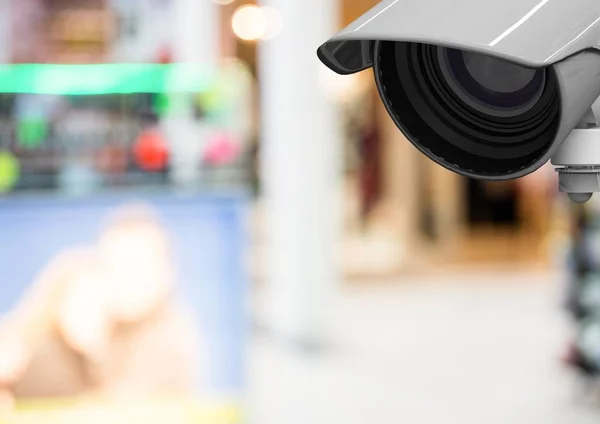 CCTV controllato la strada durante il giorno con negozio di luci — Foto Stock
