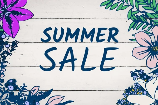 Blauer Sommerschlussverkauf Text und floraler Rahmen gegen weiße Holzverkleidung — Stockfoto
