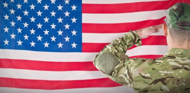 asker karşı selamlayan bize et kalınlığı ile yivli bayrak