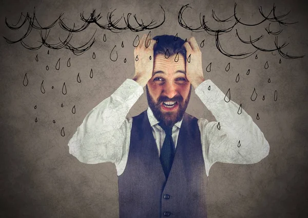 Csalódott üzletember eső ellen — Stock Fotó