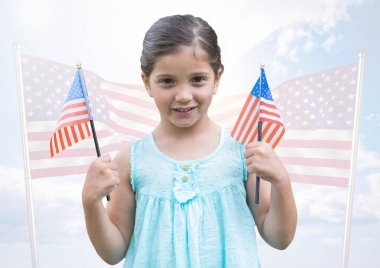 Kız holding Amerikan bayrakları