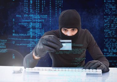 kredi kartı tutan hacker 