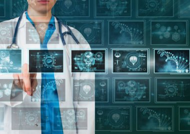 Kadın doktor 3D tıbbi arabirimleri ile etkileşim